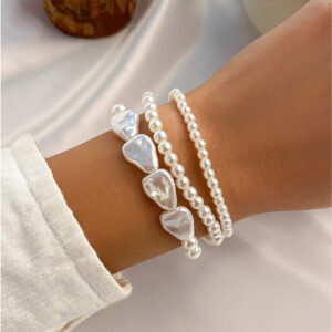 Дамска елегантна гривна с бели перли 14 см